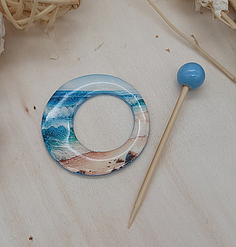 Ocean Theme Shawl Pin | Round