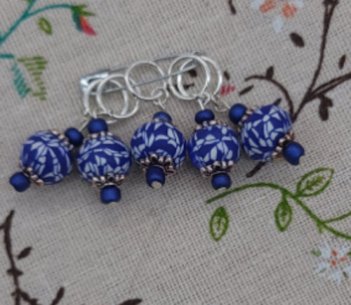 Blue & White Marbled Stitch Markers | Knit