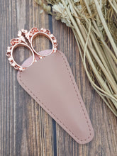Load image into Gallery viewer, Rose Gold Scissors