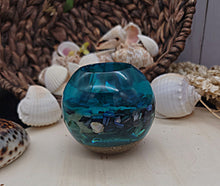 Load image into Gallery viewer, Resin Tea Light Holder - Small